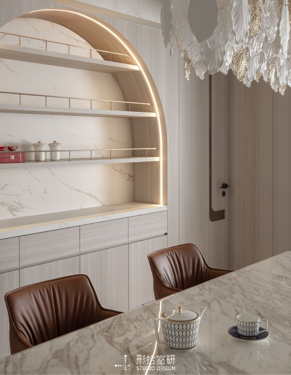 大板磚,造型牆,玄關端景牆,餐廳造型牆,居家美學,室內設計,石紋磁磚,仿石材,對花處理,豪宅設計